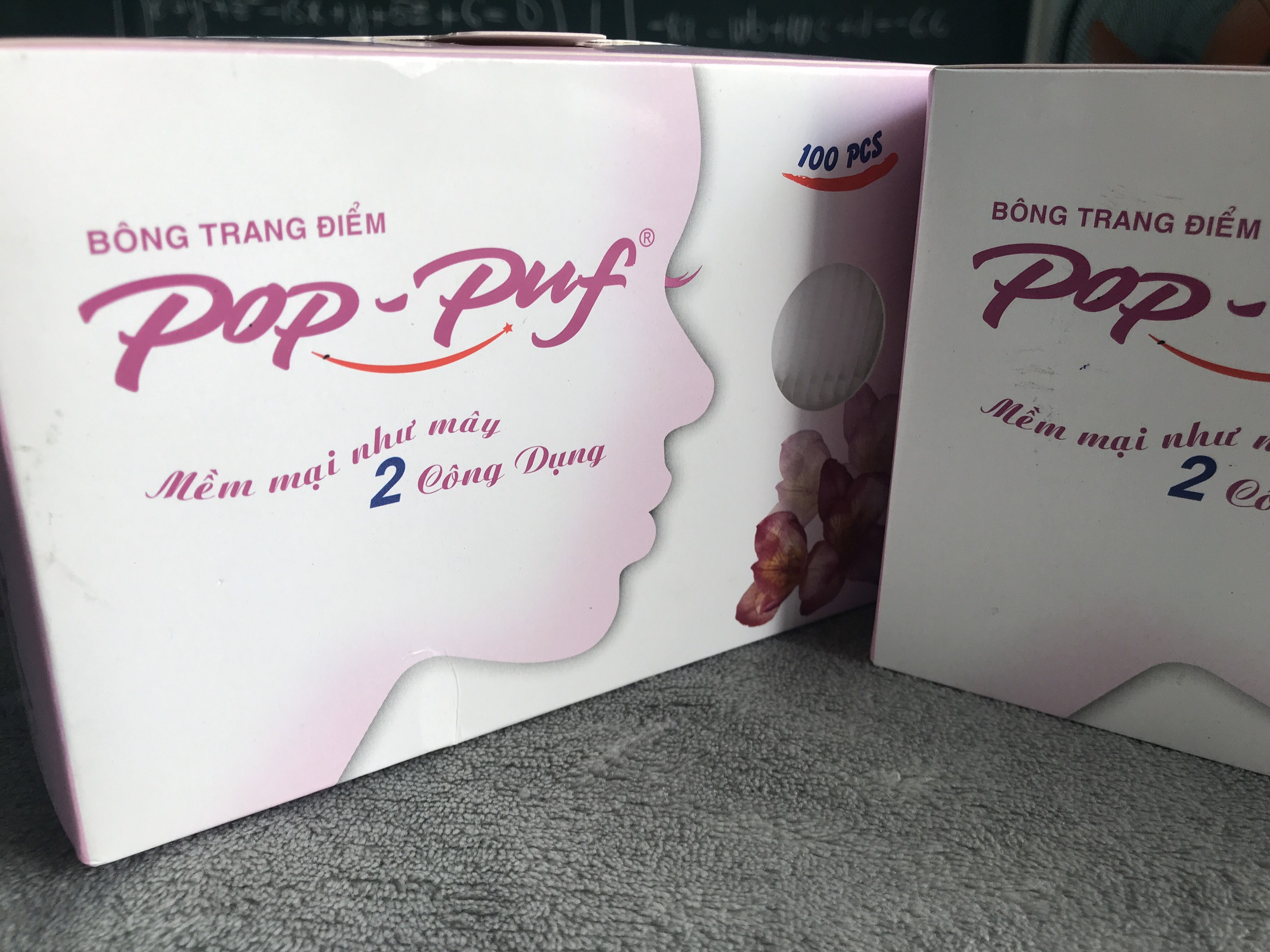 Hộp Bông Tẩy Trang Pop Puf Hồng 100 miếng