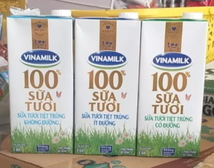 SỮA TƯƠI TIỆT TRÙNG VINAMILK 100% CÓ ĐƯỜNG - HỘP GIẤY 1L