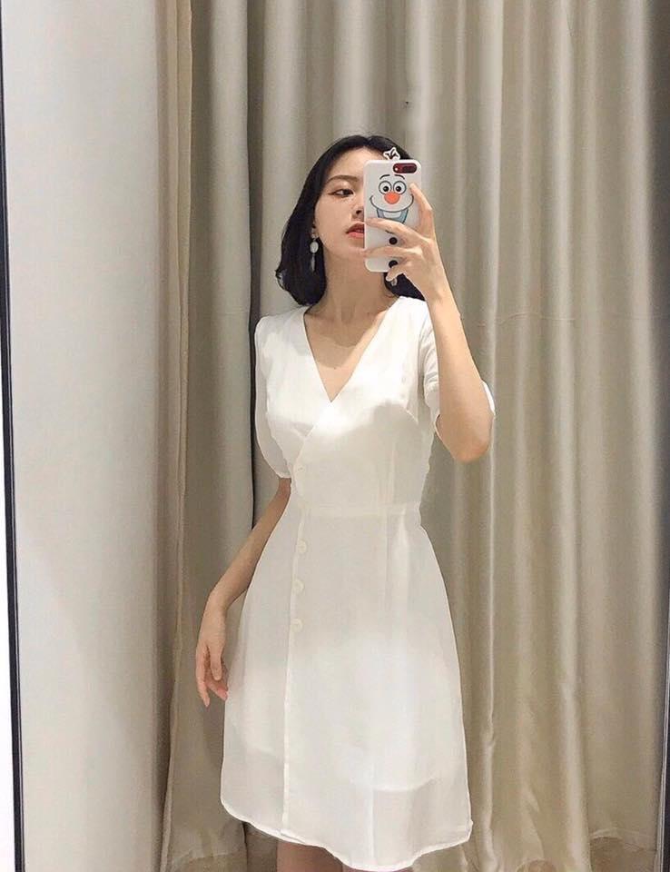 [HCM]Đầm trắng cổ tim tay lỡ