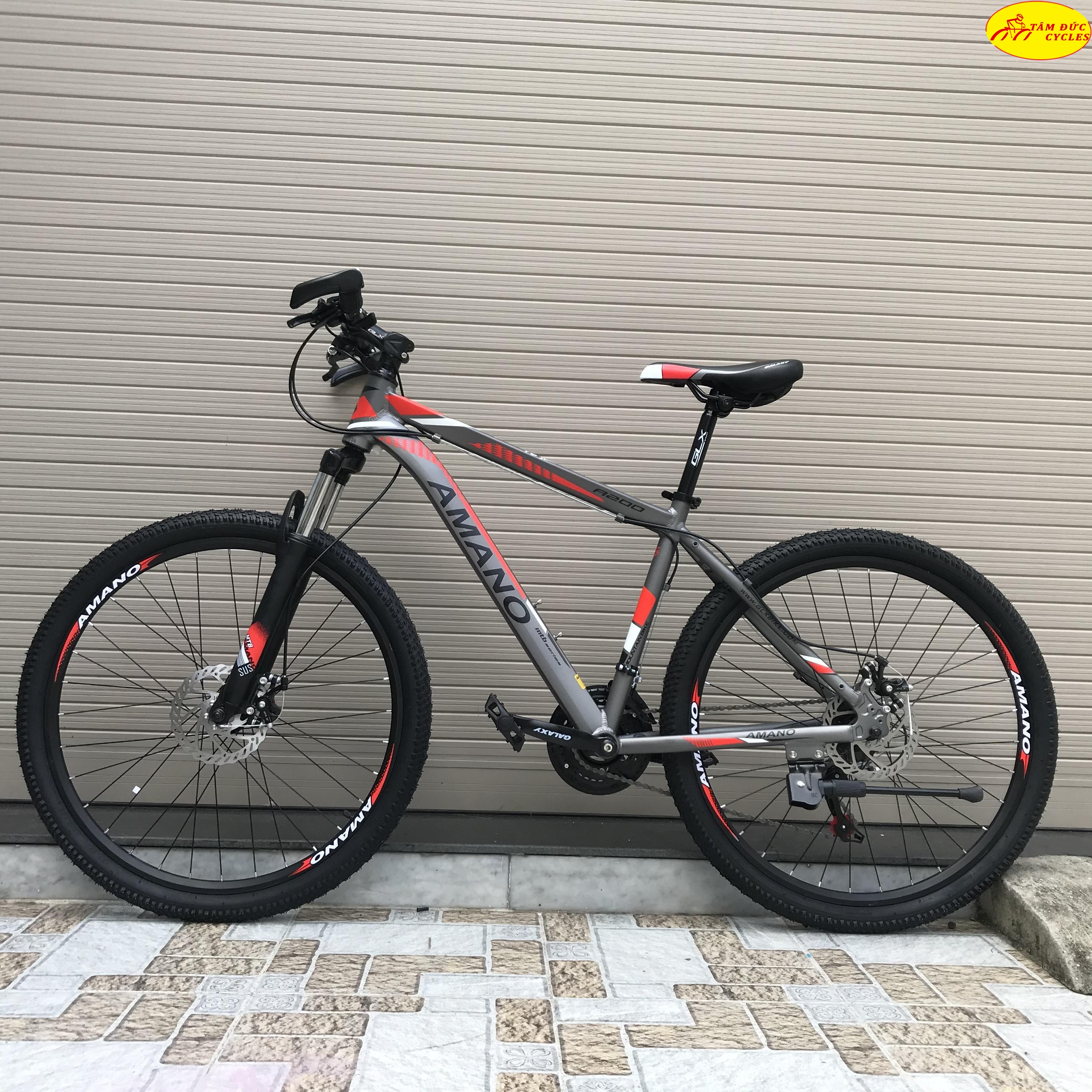 Xe đạp amano a200