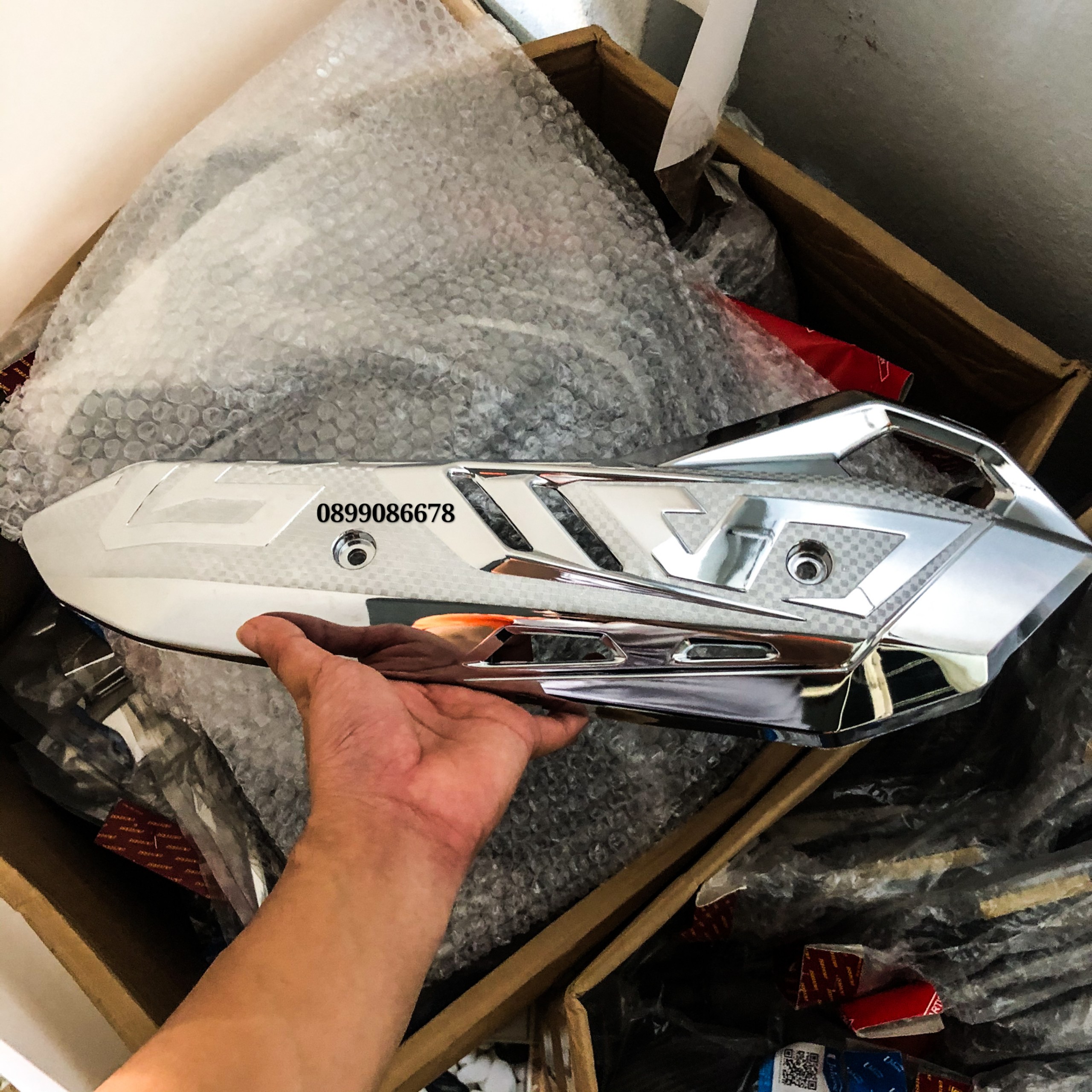 Ốp che pô xe honda air blade 125, 150 đời 2020, 2021