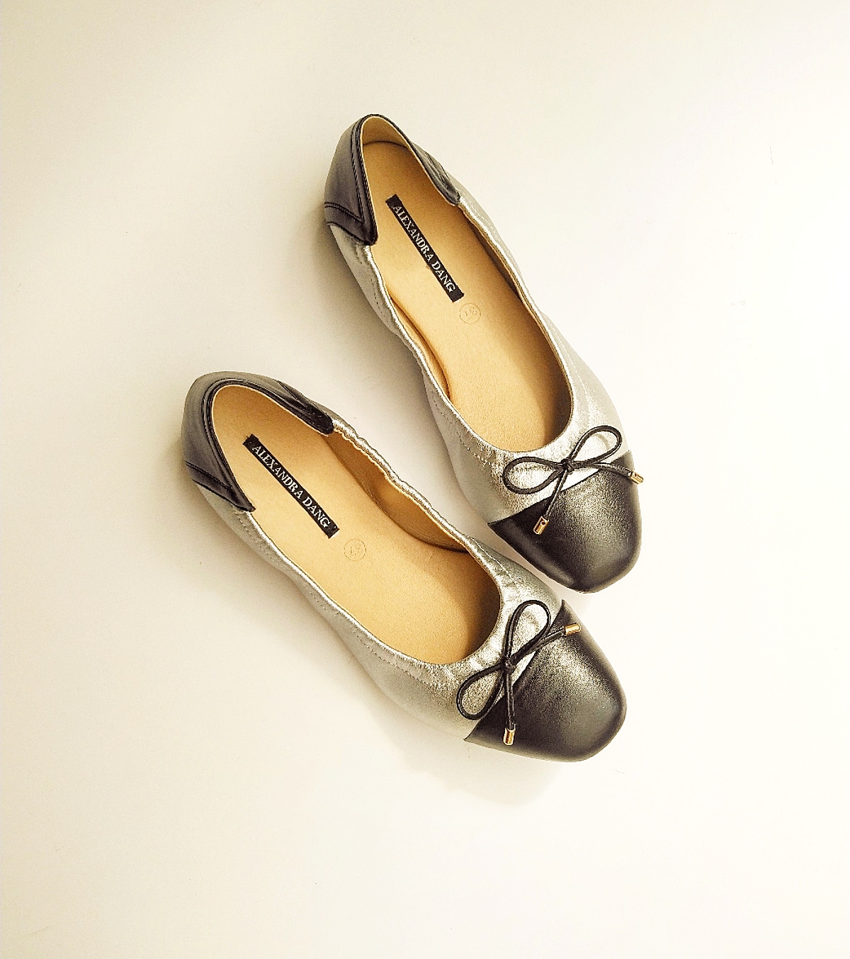 Giày Búp Bê Da Thật Mũi Vuông Mix Màu AD by Sullily màu bạc mang êm chân