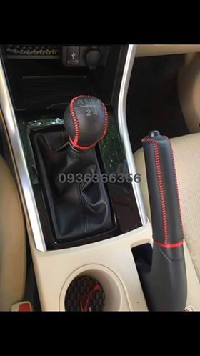 Bọc cần số, tay phanh xe mitshubishi xpander số sàn... da bò handmade nhiều màu sắc..