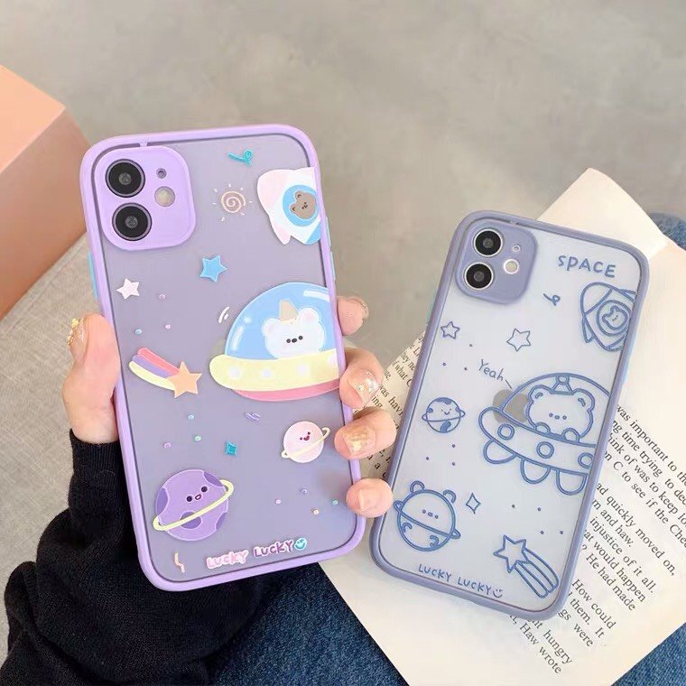 Ốp Lưng Nhám Chống Sock Va Đập Bảo Vệ Camera Space Lucky