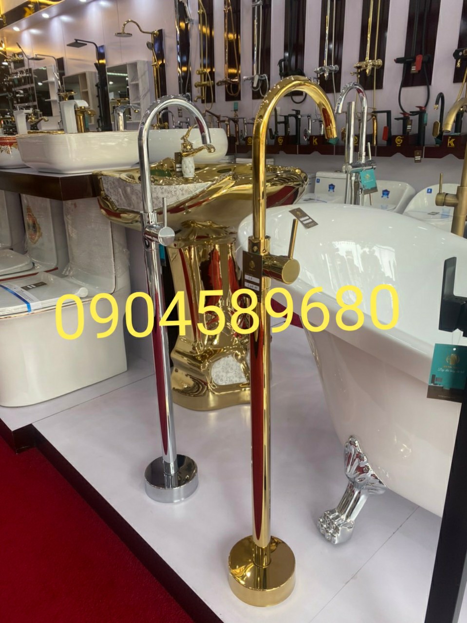 Vòi đặt sàn dùng cho chậu chân đứng và bồn tắm độc lập mạ vàng Daelim 003G