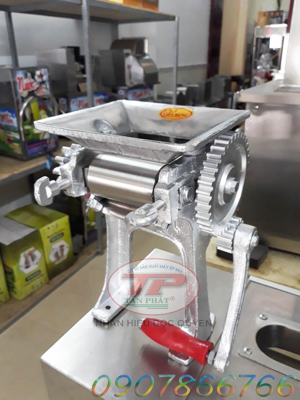 Máy cán khô mực bằng tay