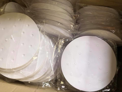 (Hàng Loại Tốt) Set 100 Tờ Giấy Nến Tròn Đục Lỗ Size 20cm Dùng Để Lót Nồi Chiên Không Dầu Chống Dính, Hút Dầu Thừa Hiệu Quả, Giấy Dai, Dày, Thân Thiện Với Môi Trường