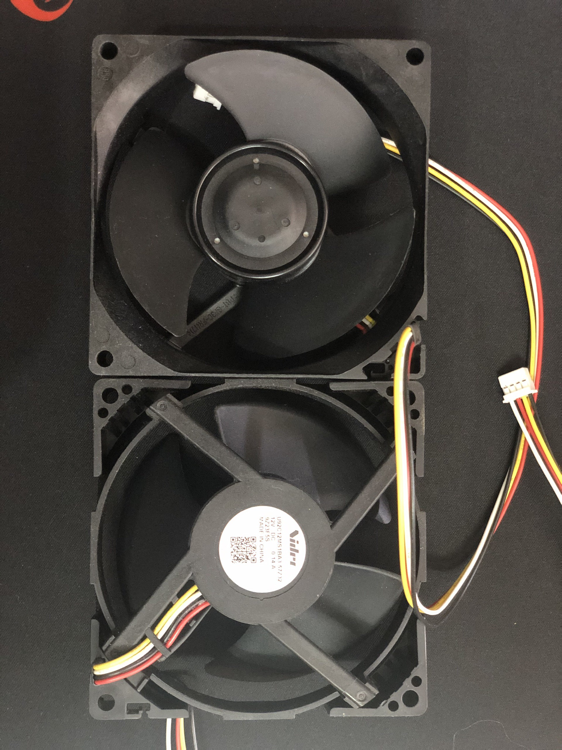 [HCM]Quạt tủ lạnh DC 12V 4 dây (hình vuông 9x9cm)