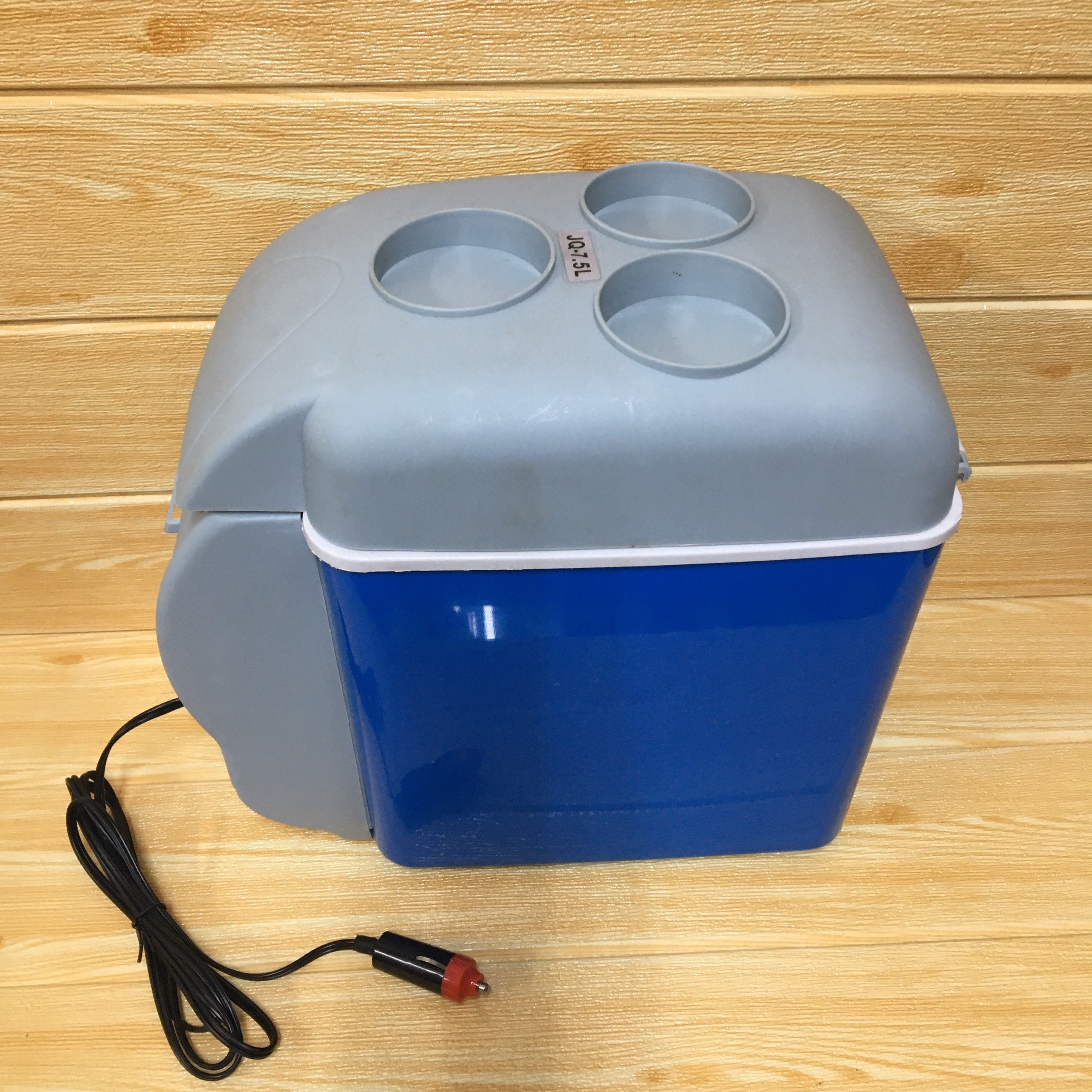 Tủ lạnh mini cho xe ô tô gia đình - 7,5 lít