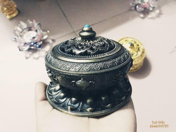 Lư trầm đồng mật tông
