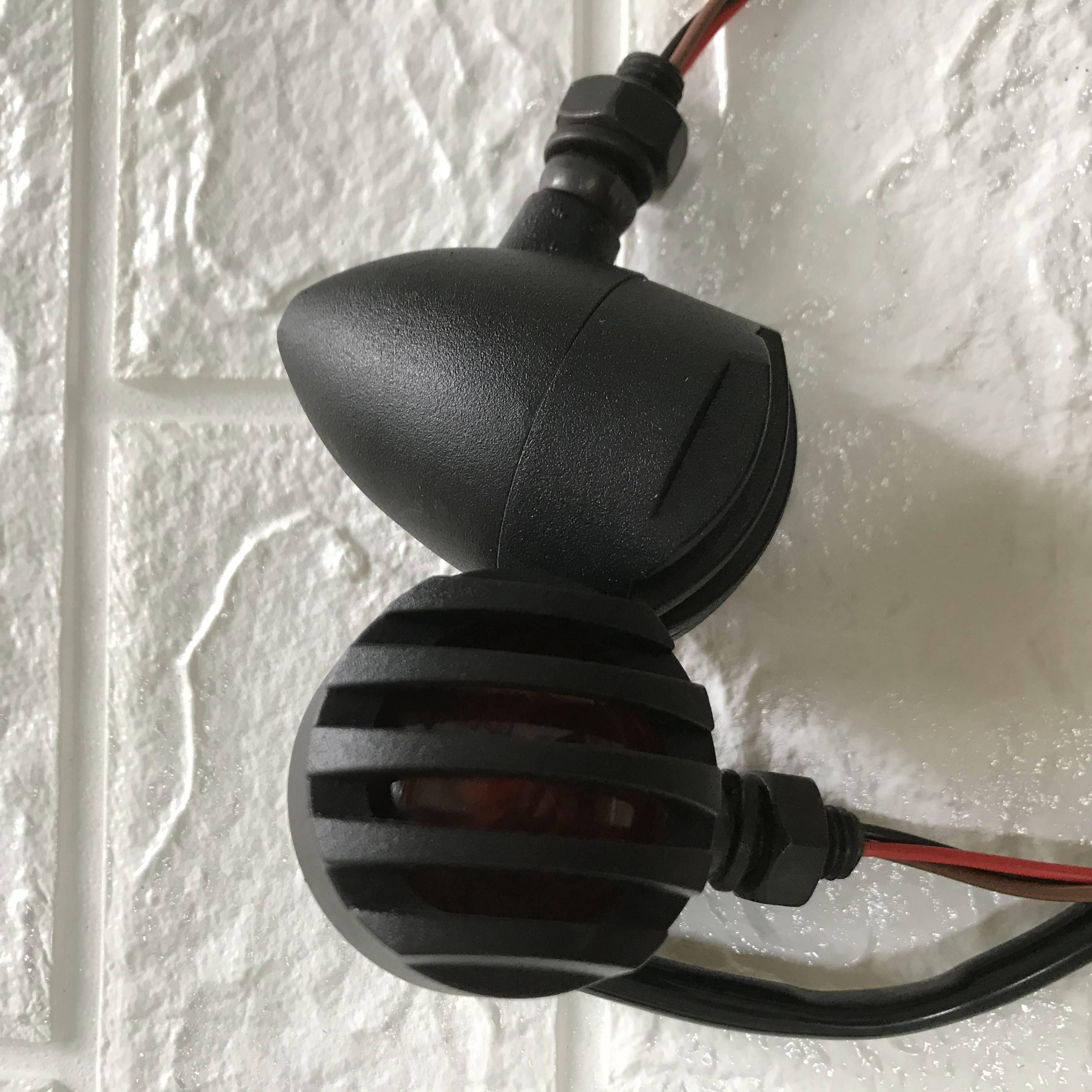 Xi nhan độ Cafe racer, tracker