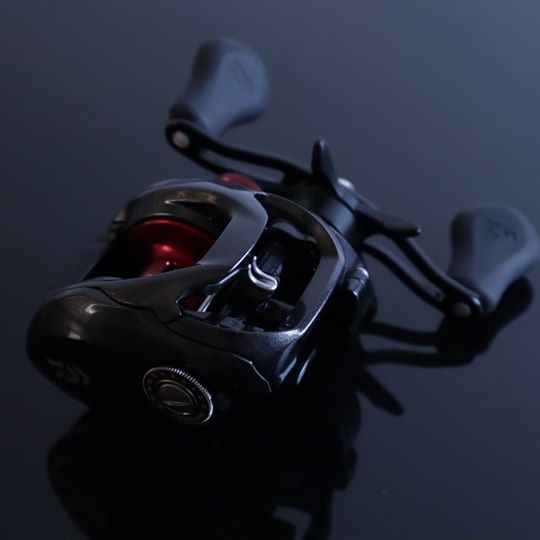 Máy ngang câu lure daiwa tatula ct 100hsl