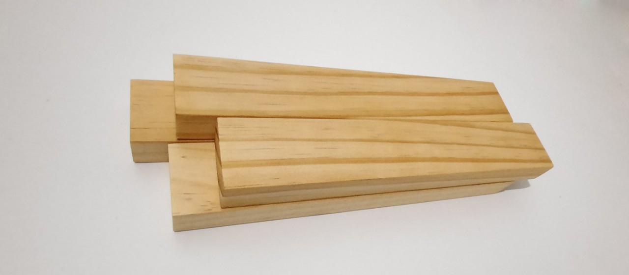 Bộ 4 thanh gỗ 3,5cm x 5cm dài 30cm.