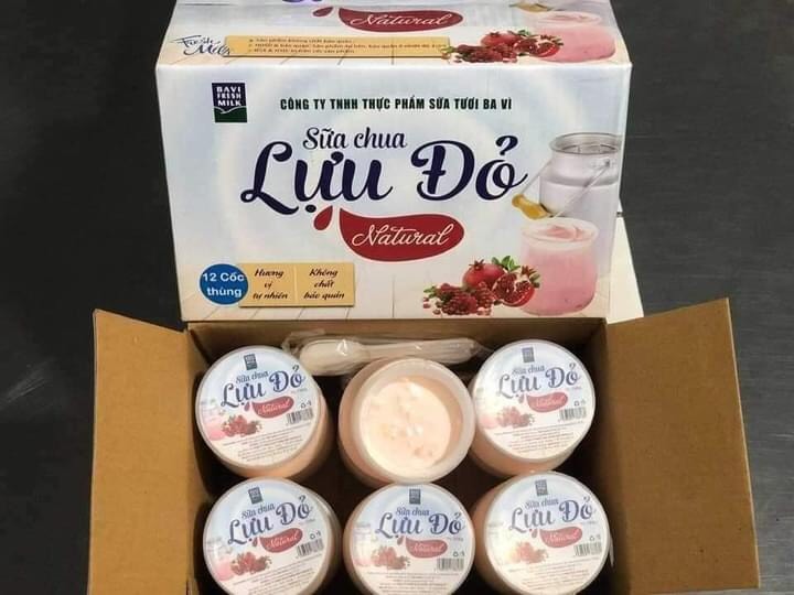 thùng 12 hộp sữa chua Ba Vì vị lựu đỏ