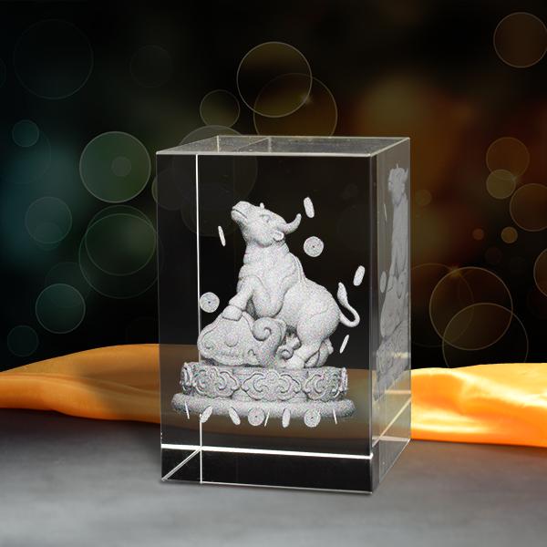 [HCM]Tượng 3D Con Trâu (Sửu) bằng Pha Lê- Trang Trí Xe Ô tô/ Bàn Làm Việc/ quà sinh nhật