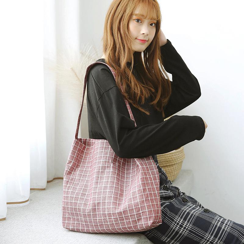 Túi tote hoạ tiết kẻ caro trẻ trung style girl vintage