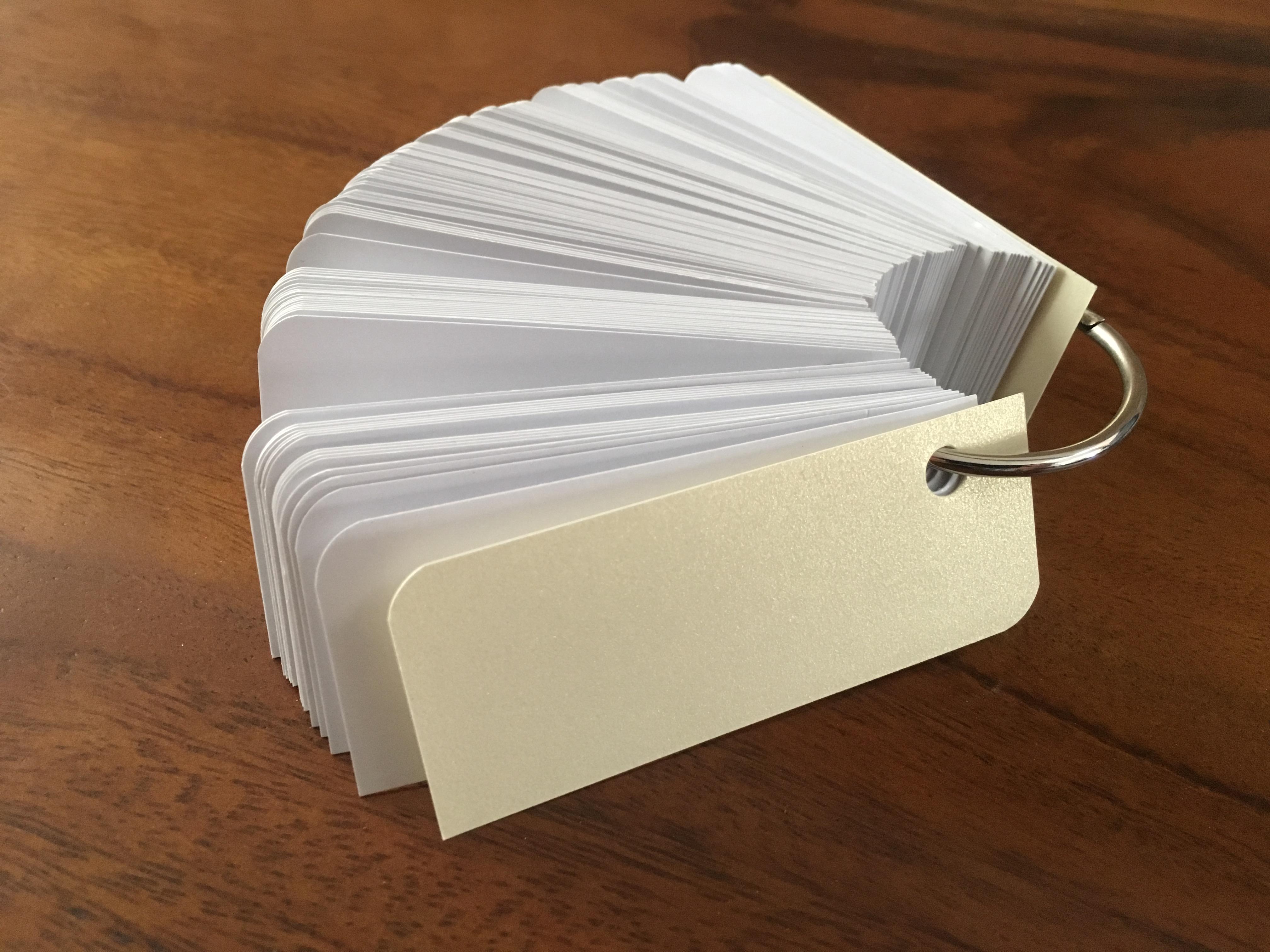 Combo 500 Thẻ Flashcard Trắng 3X8 Kèm Khoen Bìa Cao Cấp Siêu Dày Nhỏ Gọn, Tiện Lợi, Có Thể Mang Đi Bất Cứ Đâu