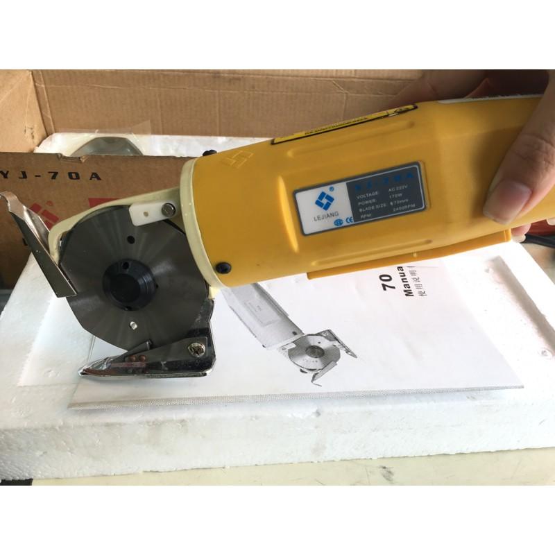 Máy cắt vải cầm tay Đài Loan YJ 70 (70mm), kèm thêm 1 lưỡi dao, 1 đá mài dao, dụng cụ bơm dầu