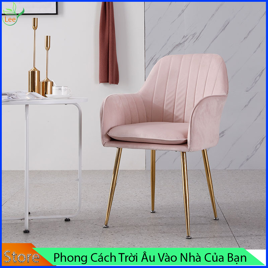 Bộ ghế sofa nỉ cao cấp phong cách bắc âu bên trong là bọt biển. Chân được mạ vàng cực đẹp. Bảo hành 10 tháng – LEE 907