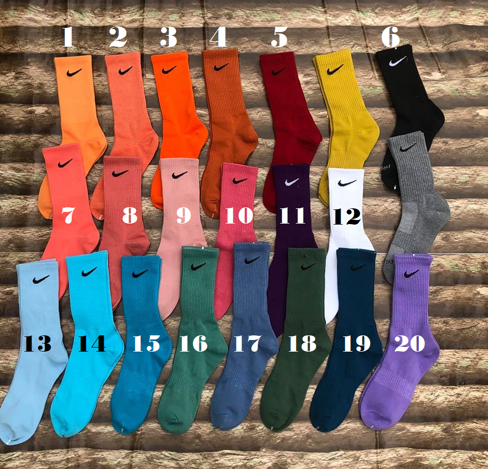Tất / Vớ Nike Cao Cổ Nhiều Màu Hàng VNXK ( Mua 5 Đôi Tặng 1 Đôi Adidas Cổ trung hàng VNXK)