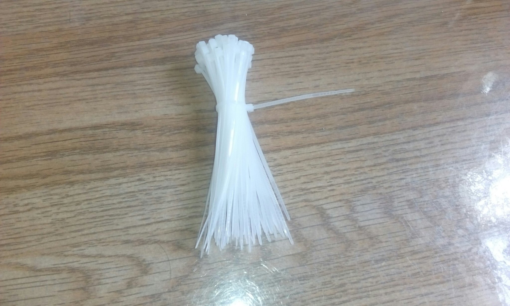 Túi 100 dây thít cáp, dây gút cáp nhựa, dây rút 3x150 màu trắng (Nylon cable tie)