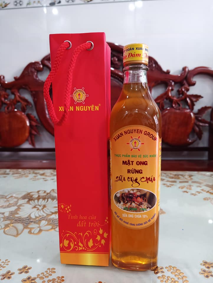 Mật ong rừng sữa ong chúa chai thủy tinh 500ml xuân nguyên