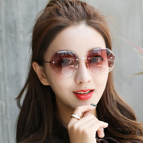 KÍNH THỜI TRANG NỮ KIỂU MỚI HAVI BOSS
