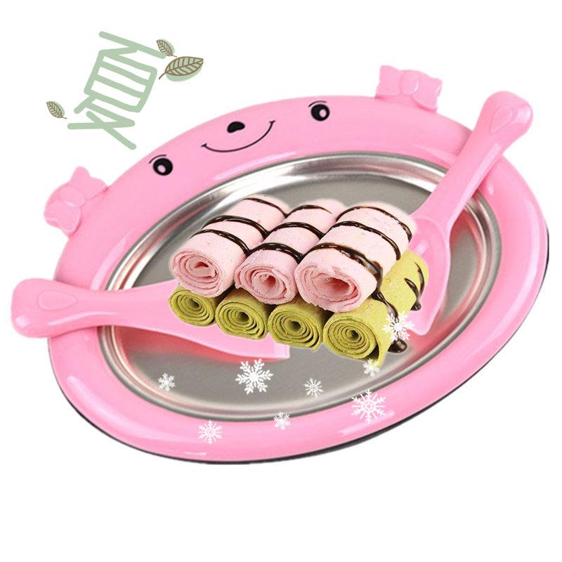 Máy làm kem cuộn Thái Lan tại nhà đơn giản, dễ sử dụng, không dùng điện nên cực kỳ an toàn với trẻ nhỏ