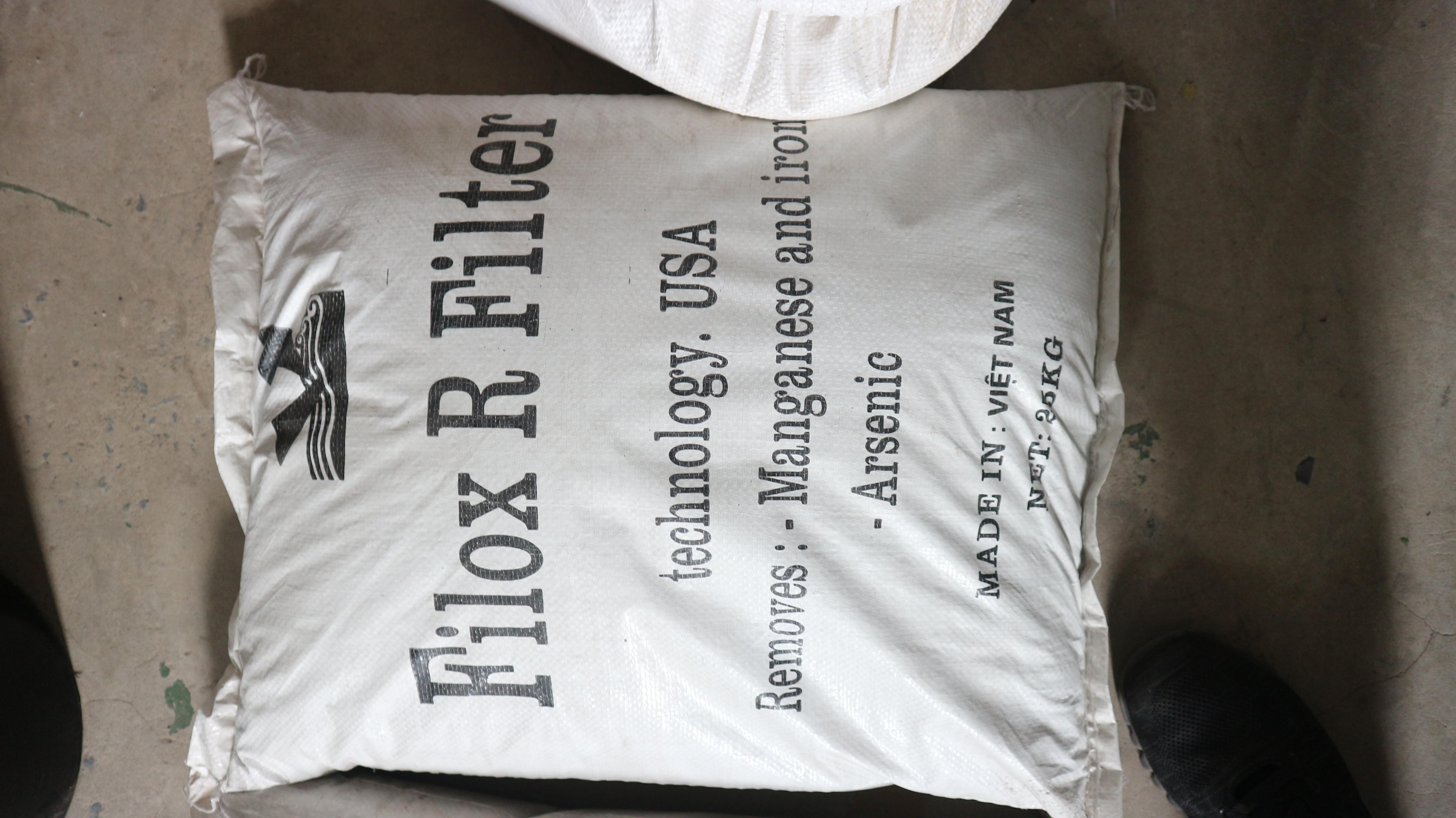 Mangan lọc nước Filox