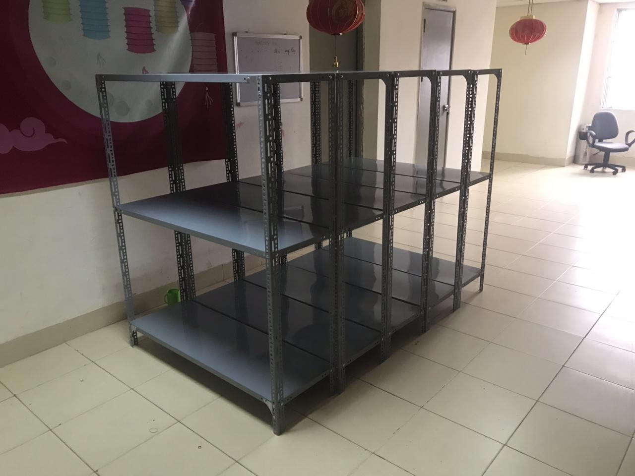 Kệ sắt v lỗ đa năng 3 tầng : Dài 1m, rộng 0,4m, cao 1m
