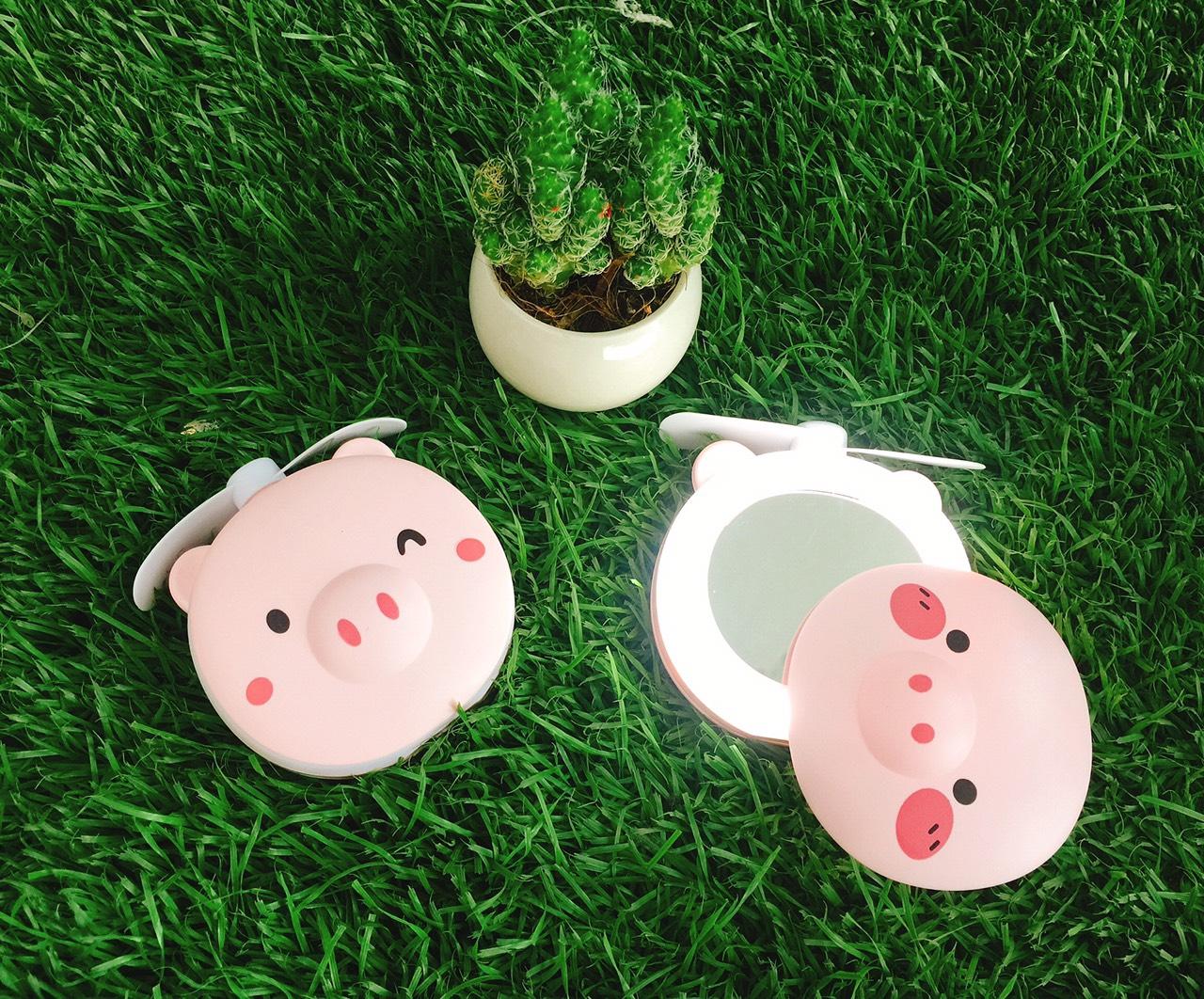 QUẠT HEO GƯƠNG MINI HÌNH HEO CÓ ĐÈN LED TRANG ĐIỂM TẶNG KÈM PIN