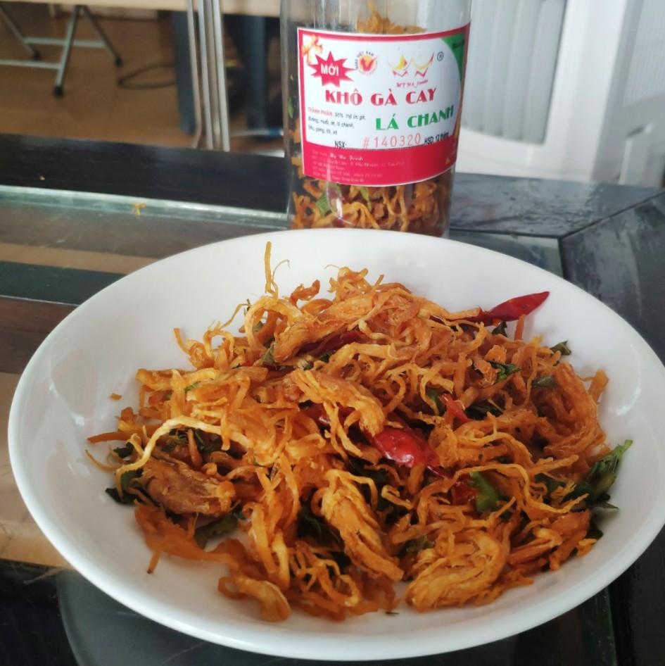 Khô gà lá chanh cay xé siêu ngon Hộp 200g FDS010
