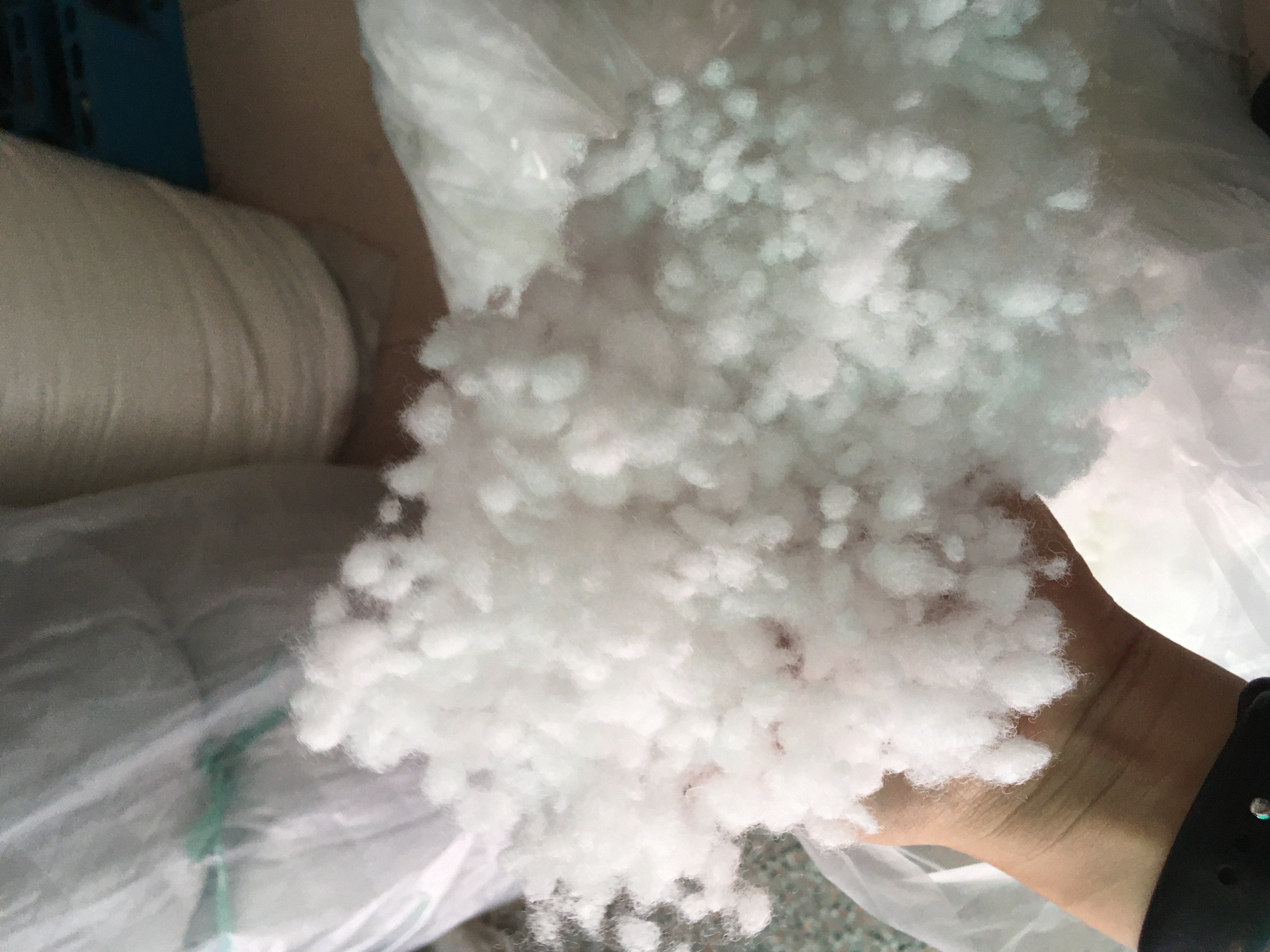 Bông Gòn Bi , Gòn Hạt (1 KG) - Nhồi Gối , Thú Bông