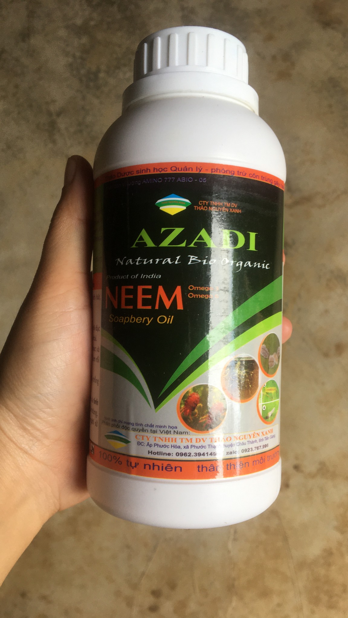 Chai 500ml -azadi neem oil – dầu neem hữu cơ diệt côn trùng hiệu quả