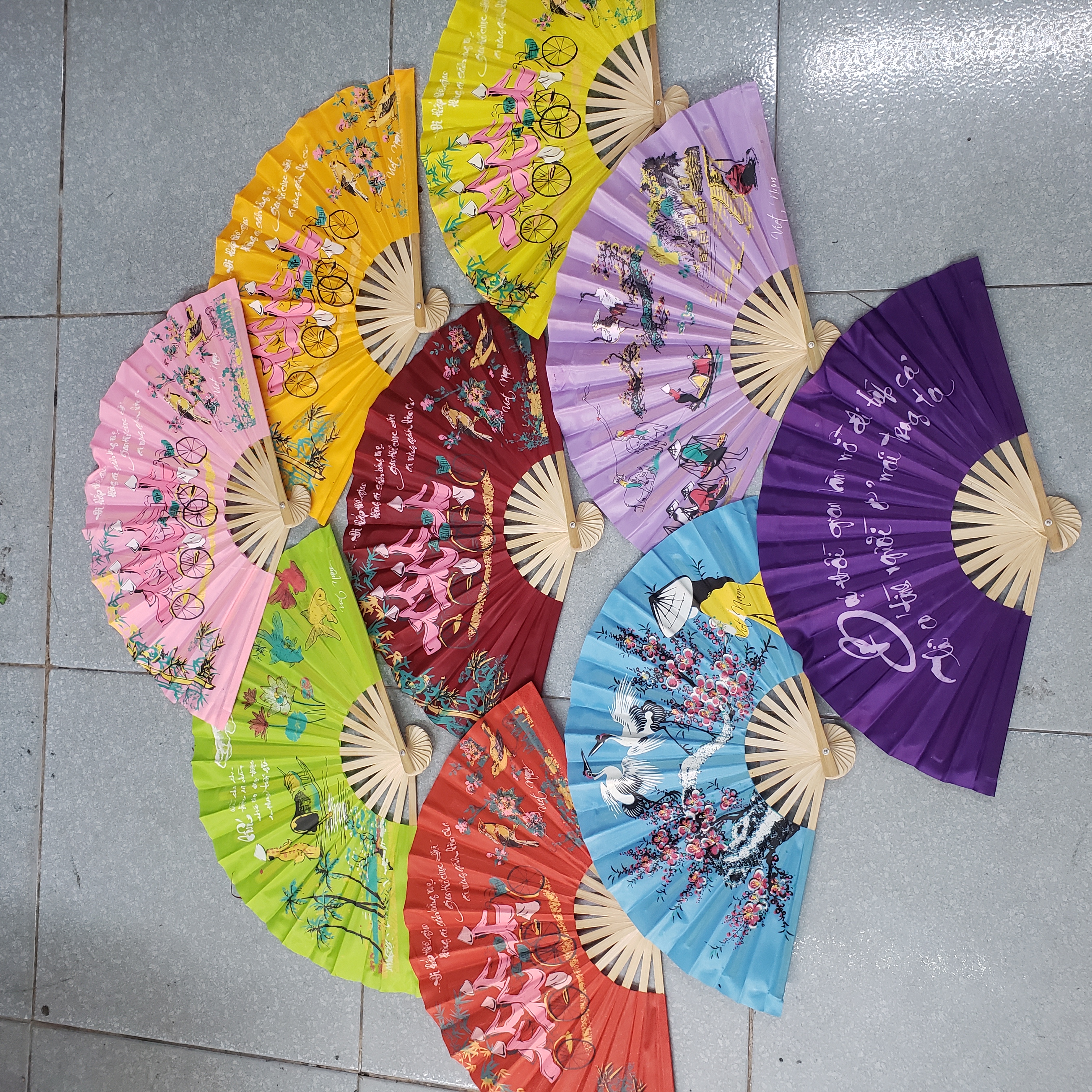 Quạt Xếp Thư Pháp và Tranh Họa tiết ,  Made in VietNam