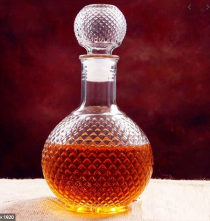 Bình thủy tinh ngâm ruou 750ml sang trọng tc 750ml