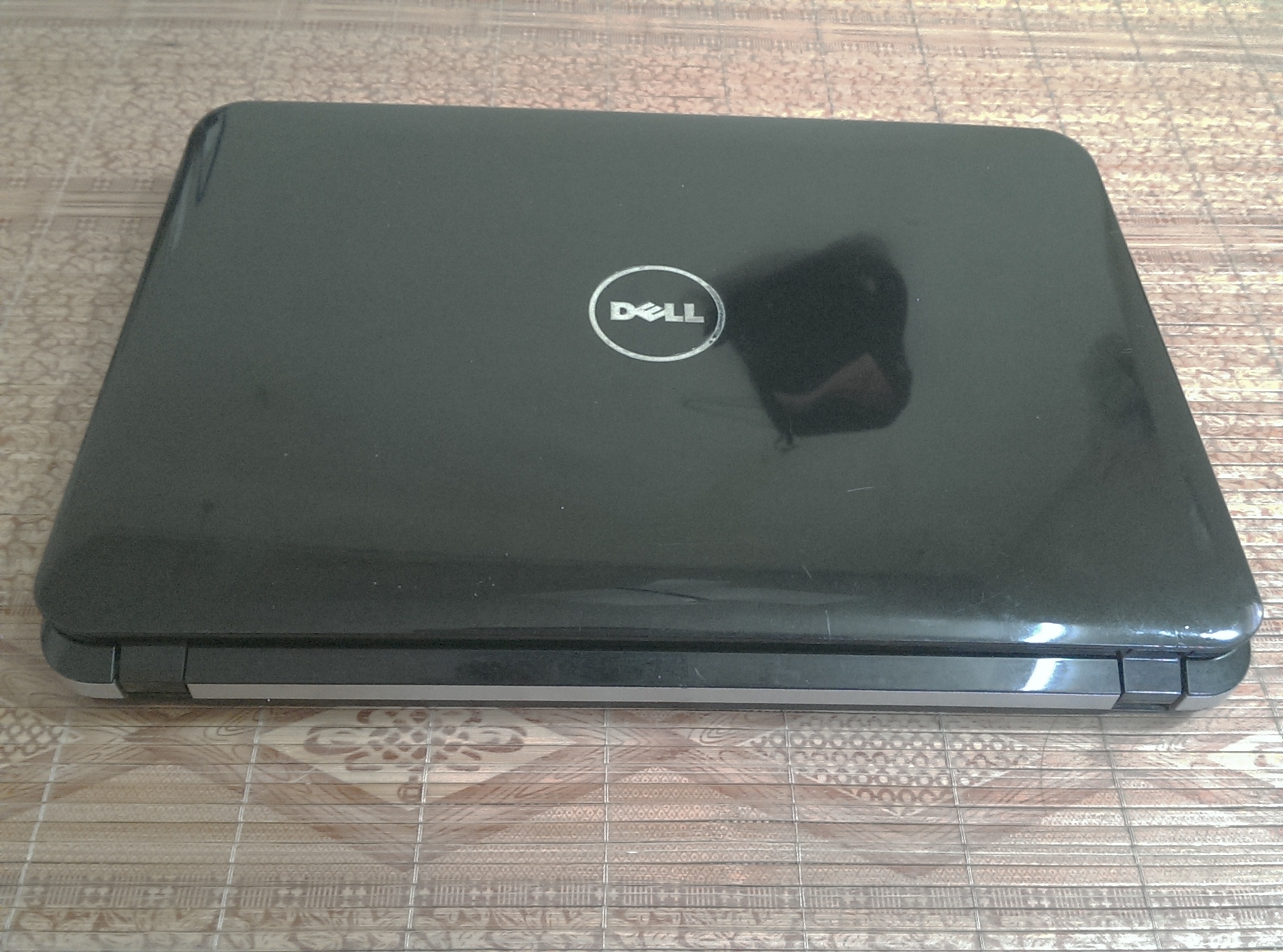 Laptop Dell 1014 Core 2 Duo T5870 2.2Ghz Ram 2G Ổ cứng HDD 250G Tặng kèm