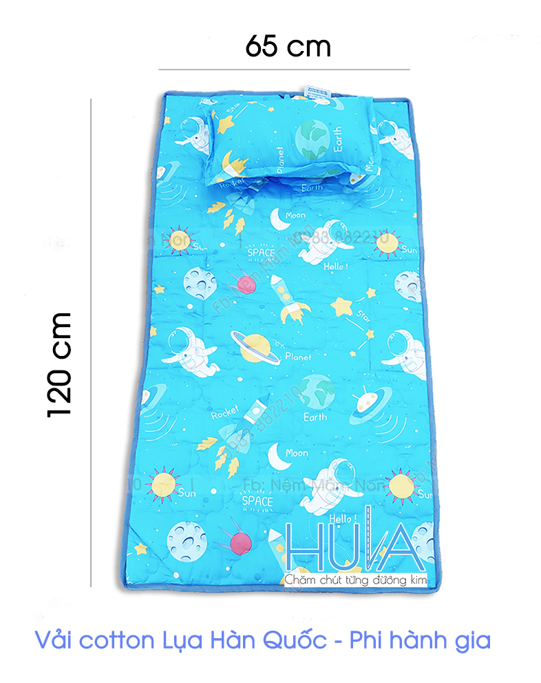 Nệm mầm non Hula cho bé mẫu giáo, nệm chần gòn có chống trượt vải cotton lụa Hàn Quốc thấm hút tốt, mẫu Phi hành gia,  kích thước 120 x 65cm