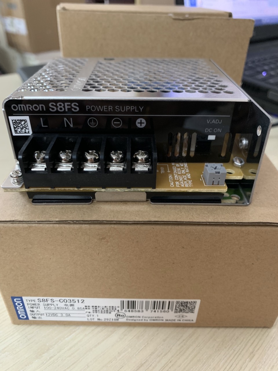 Bộ nguồn omron s8fs-c03512