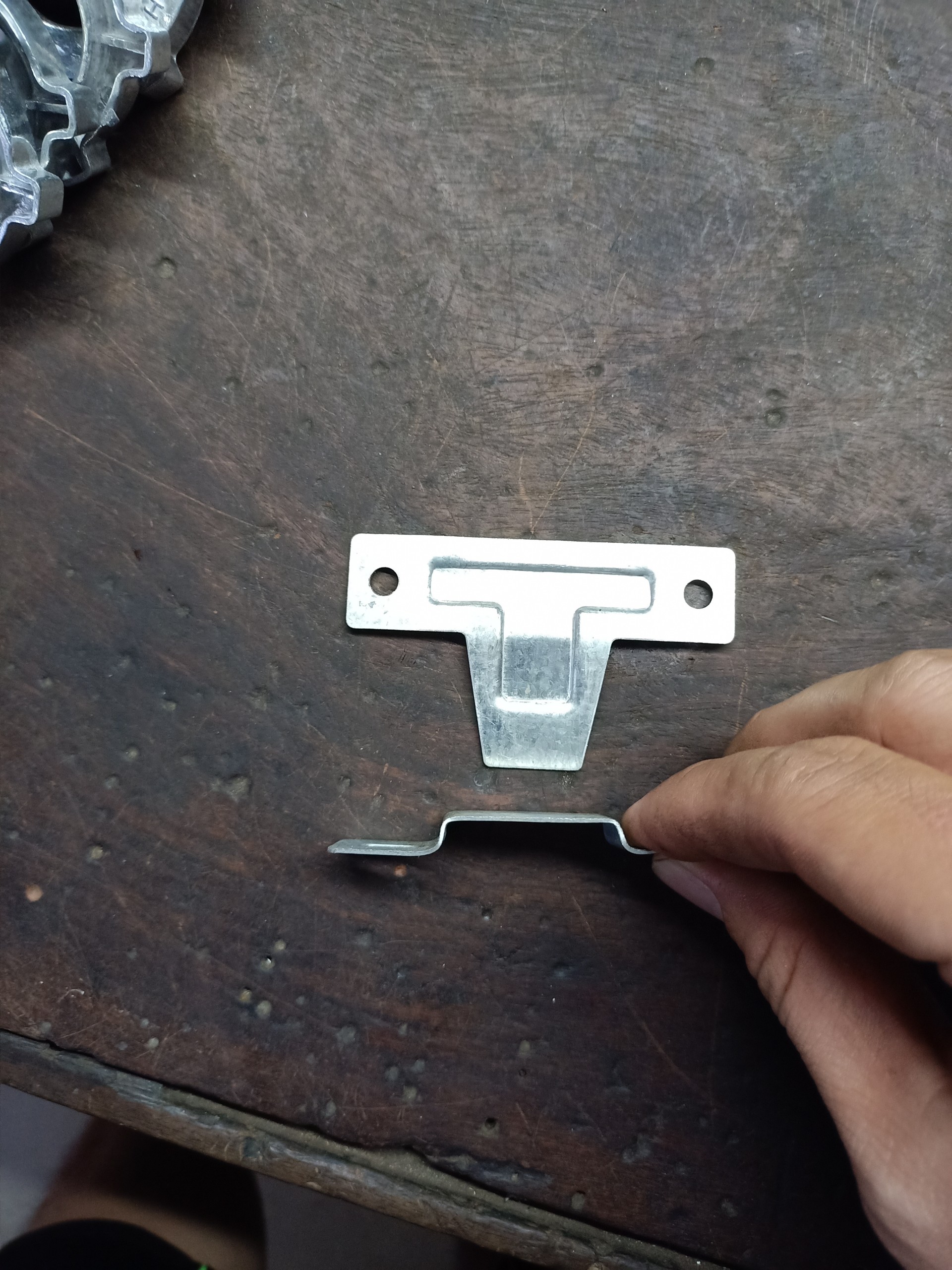 BỘ BÁT QUẠT TREO TƯỜNG SENKO (BÁT GẮN QUẠT + BÁT GẮN TƯỜNG)