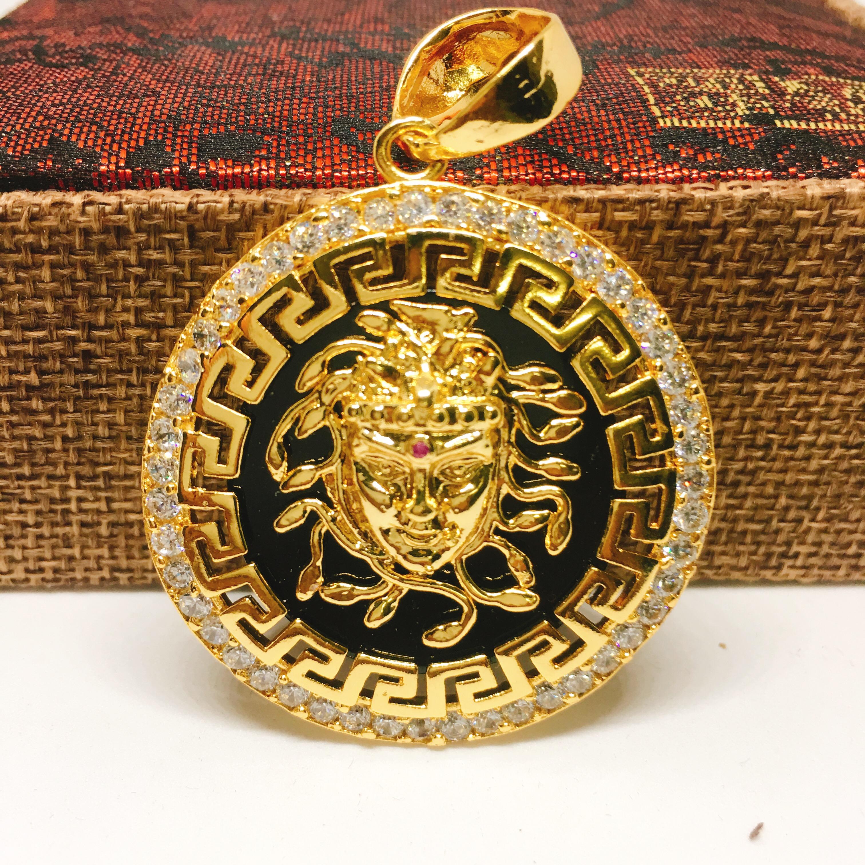 Mạ vàng 18k Mặt dây chuyền bạc Thái mạ vàng VS đính đá, mặt vòng cổ phong thủy, mặt dây chuyền vàng ( màu vàng)