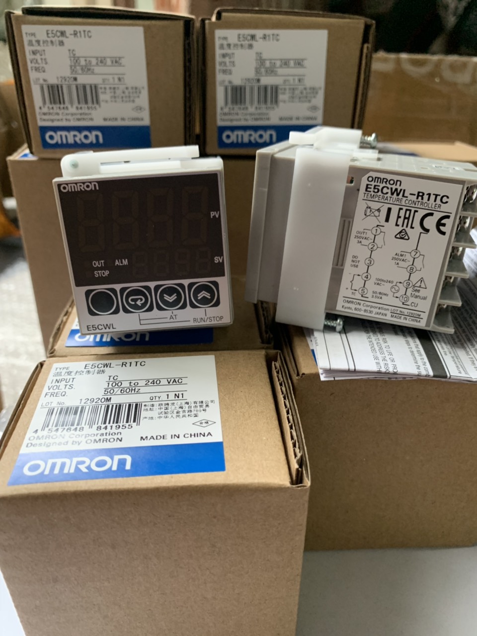 [HCM]Bộ điều khiển nhiệt độ E5CWL-R1TC 100-240VAC