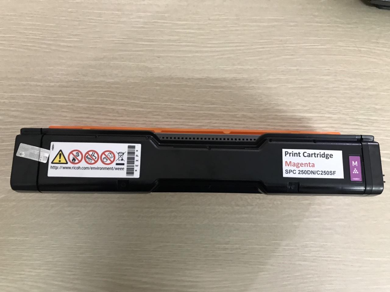 Bộ 4 hộp mực mầu Ricoh SPC 250DN/250SF ( Xanh- Đỏ -Đen-Vàng) hiệu HTG8