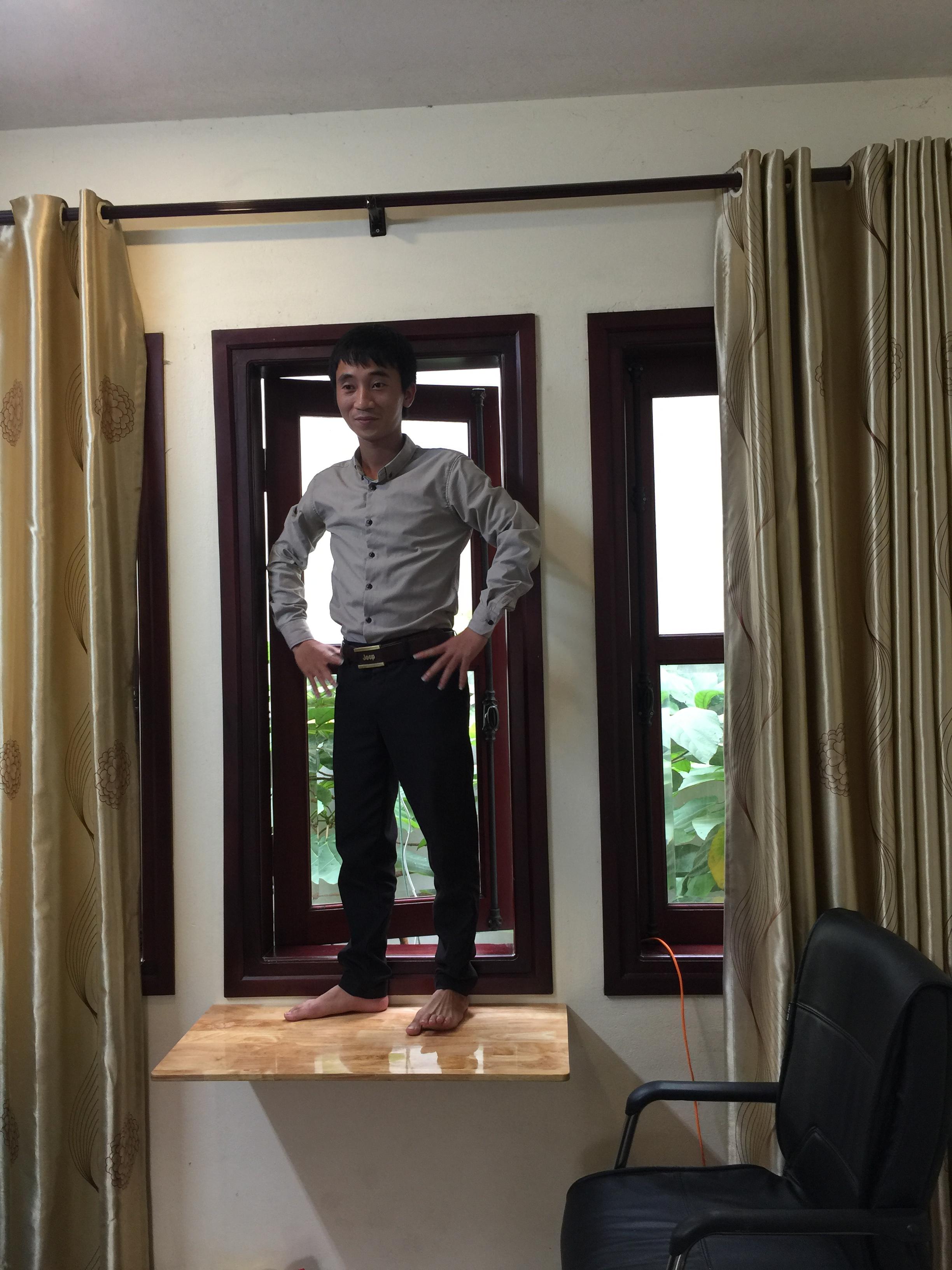 Bàn gấp treo tường gỗ cao su tự nhiên