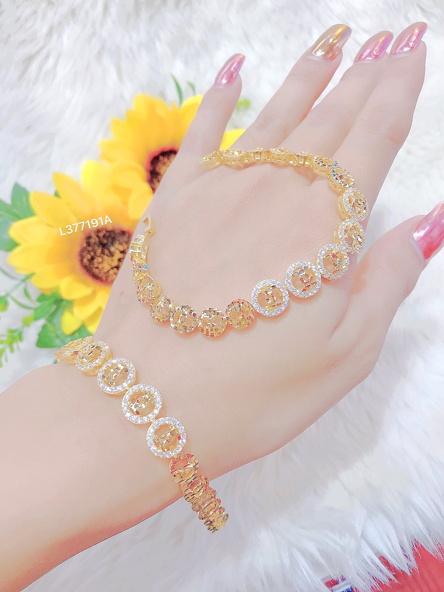 Lắc tay nữ mạ vàng thật 18K Free&Easy kiểu dáng tinh xảo thời trang thích hợp làm quà tặng lắc tay cao cấp lắc tay hottrendFE.vong307