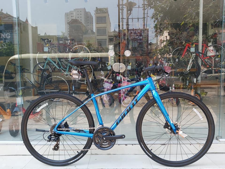 Xe đạp thể thao GIANT ESCAPE 1 2020 xanh dương