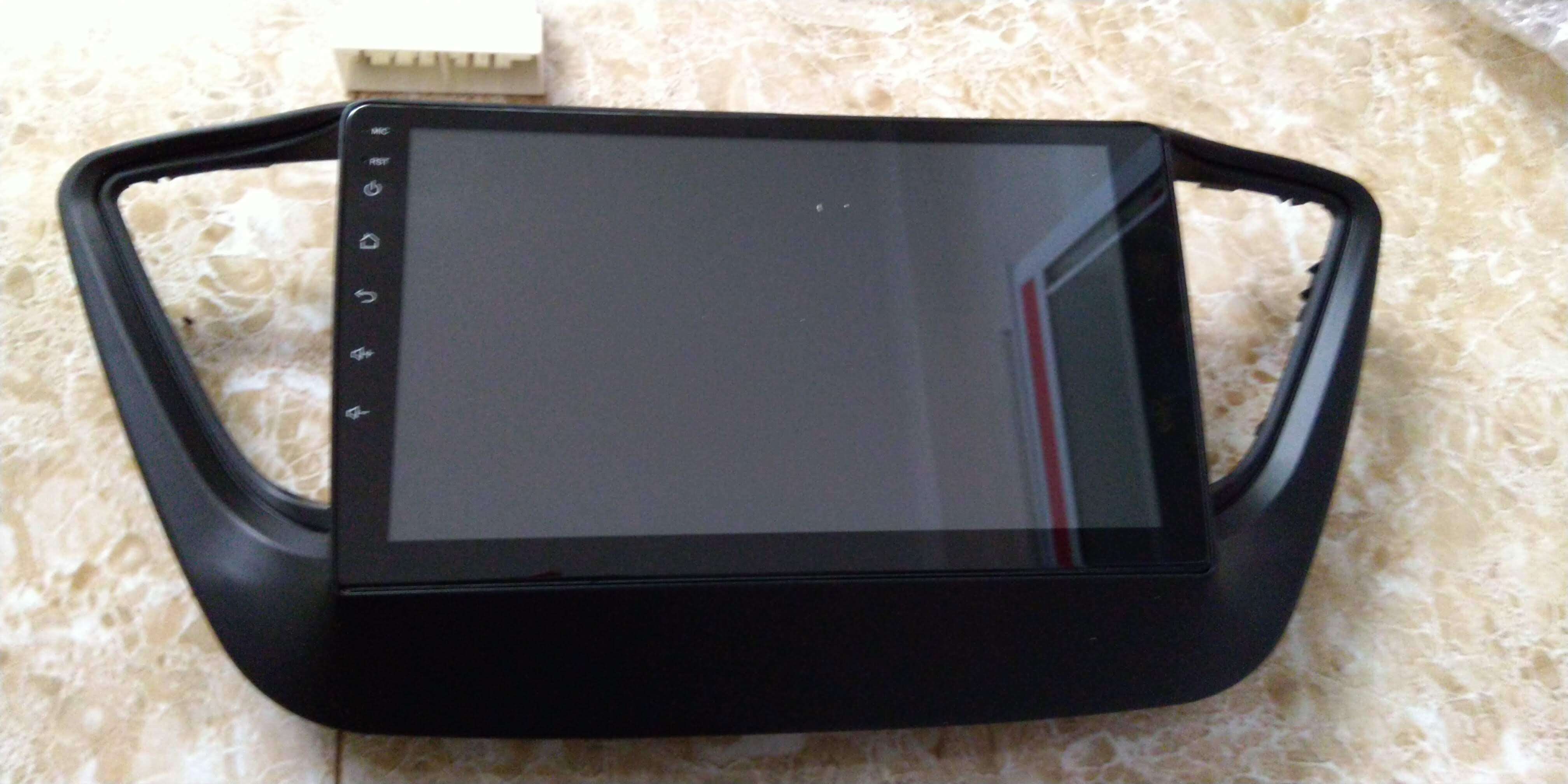 Mặt dưỡng lắp màn hình Android 9 in cho xe Accent 2016-2018