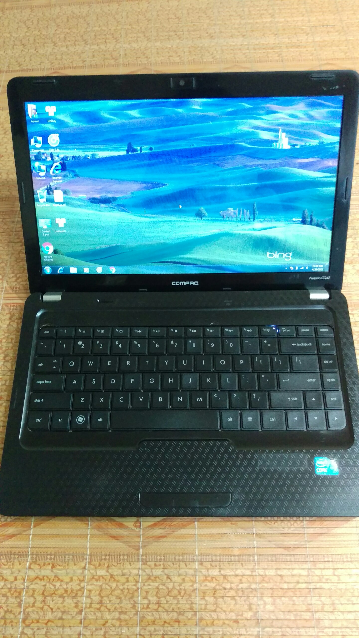 Laptop HP CQ42 Intel Pentium T4500 2.3Ghz Ram 4G SSD 120G Windows 10 Pro