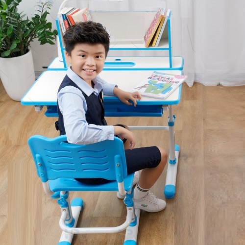 Bộ bàn ghế học thông minh CQ-80 kèm đèn tặng đai chống gù