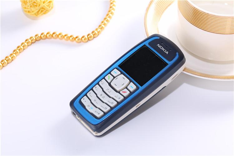Nokia 3100 zin có pin sạc
